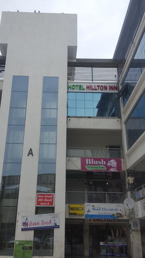Hotel Hillton Gandhinagar Bagian luar foto